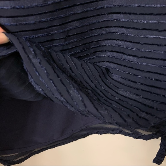 Banana Republic Blouse - Picture 10 of 12